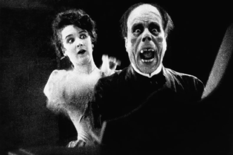 Watching the Phantom: A Descent into the Tent of Memory